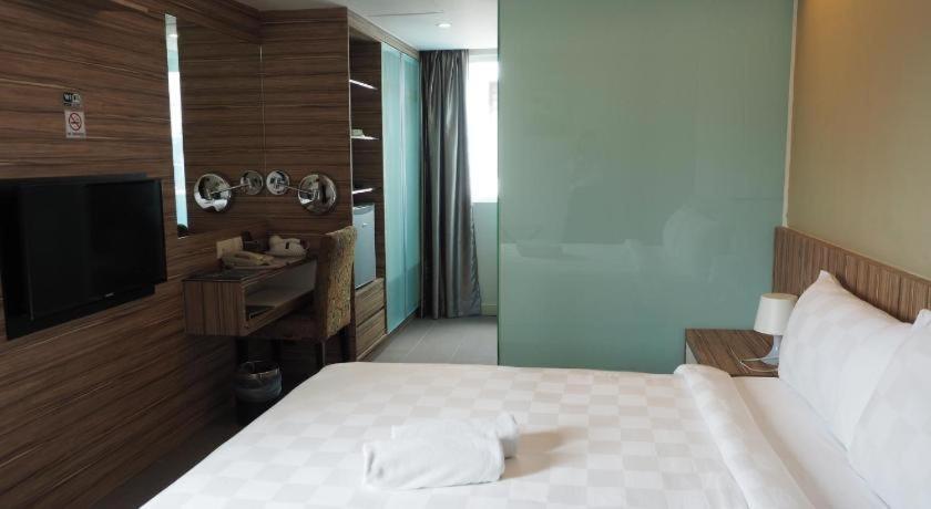 Mornington Hotel Medan Іпох Екстер'єр фото