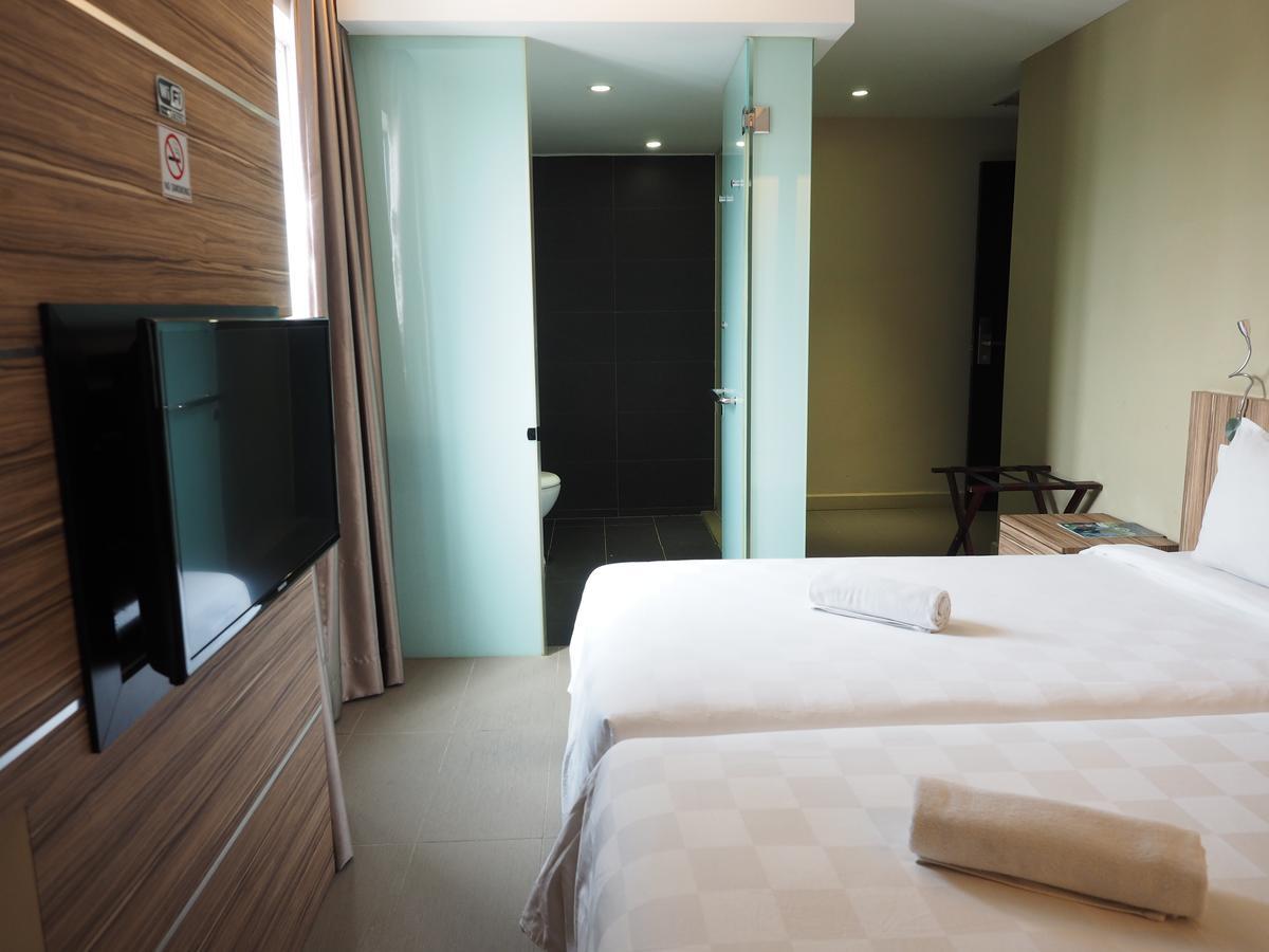Mornington Hotel Medan Іпох Екстер'єр фото